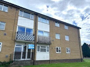 Flat to rent in Eagle Close, Ilchester, Yeovil BA22