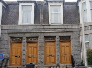 Flat to rent in Elmfield Avenue, Aberdeen AB24