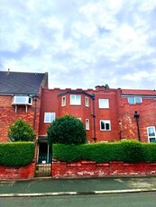 Flat to rent in Flat 5, Normanton Rise, 2 Holbeck Hill, Scarborough YO11