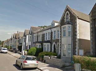 Flat to rent in Gordon Road, Cathays, Cardiff CF24