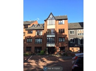 Flat to rent in Grosvenor Crescent, Grimsby DN32