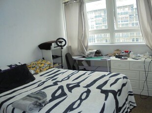 Flat to rent in Patterson House, Prewitt Street, Redcliffe BS1