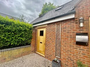 Flat to rent in Rainbow Hill, Worcester WR3