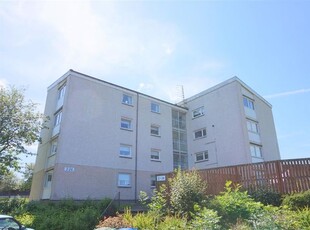 Flat to rent in Thorndyke, Calderwood, East Kilbride G74