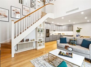 Flat to rent in Woods Mews, Mayfair, London W1K