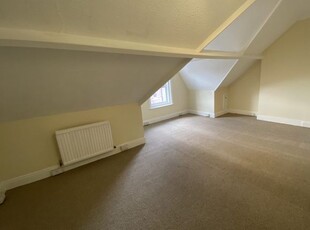 Maisonette to rent in Christchurch Road, Boscombe, Bournemouth BH7