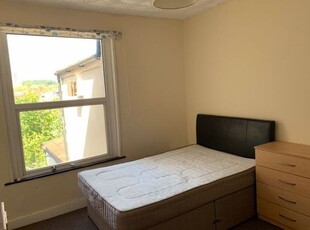 Room to rent in Camden Road, Southville, Bristol BS3
