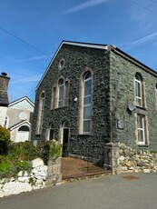 Semi-detached house to rent in Capel Brynrefail, Brynrefail, Caernarfon LL55