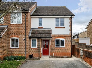 Semi-detached house to rent in Yeoman Place, Reading RG5