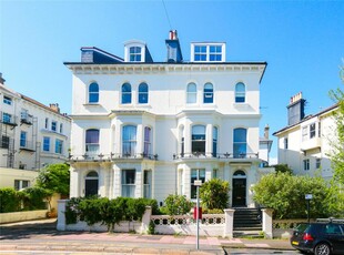 Studio apartment for sale in Buckingham Road, Brighton, East Sussex, BN1