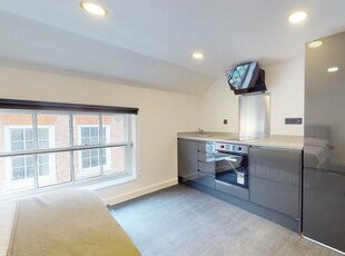 Studio flat for rent in Bridlesmith Gate, City Centre, Nottingham, NG1