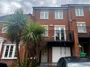 Terraced house to rent in Cudworth Drive, Mapperley, Nottingham NG3