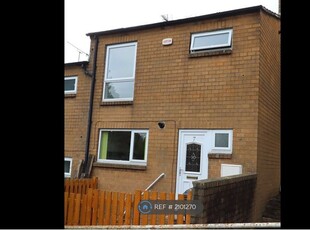 Terraced house to rent in Langsett Grove, Sheffield S6