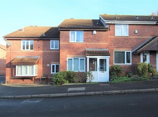 Terraced house to rent in Perryfields Close, Redditch B98