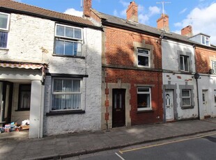 Terraced house to rent in South Street, Crewkerne, Somerset TA18
