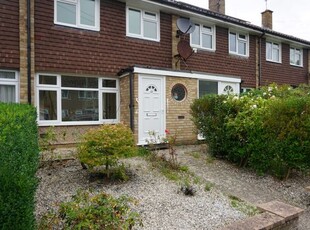Terraced house to rent in Trelleck Road, Reading RG1