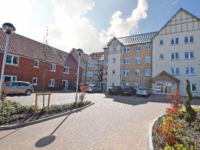 1 bedroom flat for sale in Bury St Edmunds, Suffolk, IP33