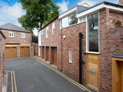 2 bedroom apartment for sale in St. Leonards Mews, York, North Yorkshire, YO1