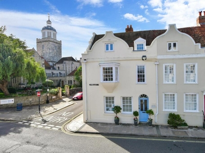 2 bedroom end of terrace house for sale in Lombard Street, Portsmouth, Hampshire, PO1