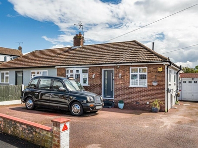2 bedroom semi-detached bungalow for sale in Otteridge Road, Bearsted, Maidstone, ME14