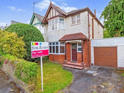 3 bedroom semi-detached house for sale in Belmont Road, Southampton, SO17