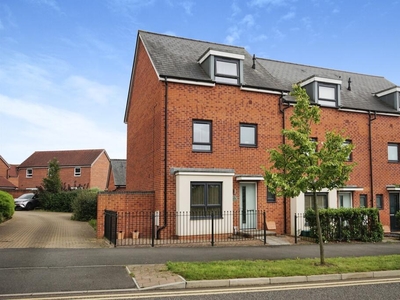 4 bedroom town house for sale in Jenner Boulevard, Emersons Green, Bristol, BS16