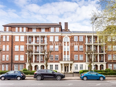 West Heath Court, North End Road, London, NW11 3 bedroom flat/apartment in North End Road