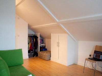 1 bedroom apartment for rent in 28 Bath Street, Huddersfield, HD1