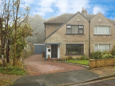3 bedroom semi-detached house for sale in Woodland Grove, Bradford, BD9