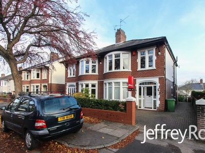 5 bedroom private hall for rent in Windermere Avenue, Roath Park, CF23