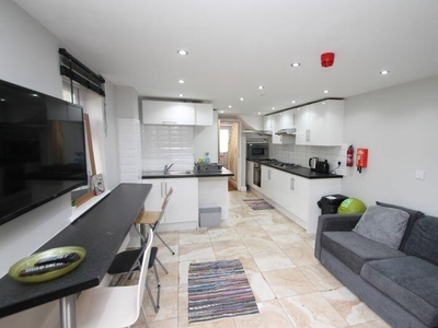 7 bedroom terraced house for rent in Hirwain Street, Cardiff(City), CF24