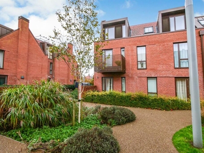 1 bedroom apartment for sale in Haxby Road, New Earswick, York, YO32
