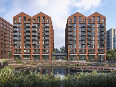 2 bedroom apartment for sale in Ashted Wharf, Glasswater Locks, B4