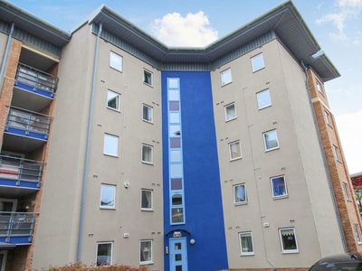 2 bedroom flat for sale in Knightsbridge Court, Gosforth, Newcastle upon Tyne, Tyne and Wear, NE3 2JZ, NE3