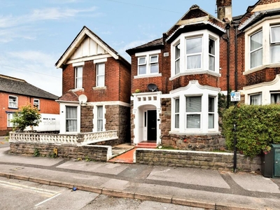 4 bedroom house for rent in Kenilworth Road, Southampton, SO15