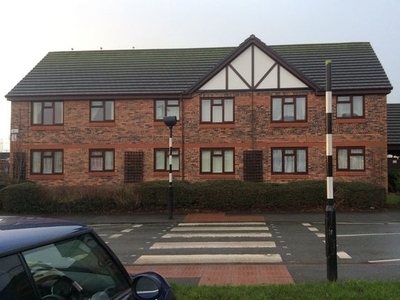 Flat to rent in Ince Lane, Chester CH2