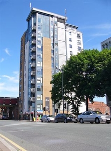 Flat to rent in New Bailey Street, Salford, Greater Manchester M3