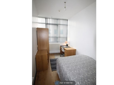 Flat to rent in Ranelagh Street, Liverpool L1