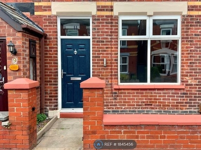 Semi-detached house to rent in Hazel St, Stockport SK7