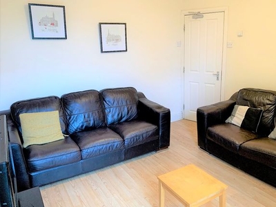Terraced house to rent in Brailsford Road, Fallowfield, Manchester M14