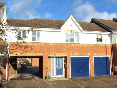 2 Bedroom Coach House For Sale In Ash Vale, Surrey
