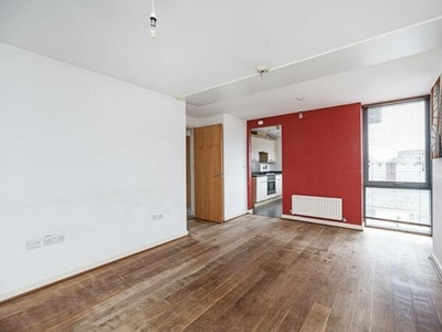 2 Bedroom Flat For Rent In Clapton, London