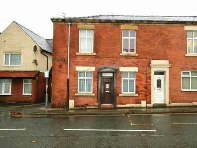 2 Bedroom Flat For Sale In Blackburn, Lancashire