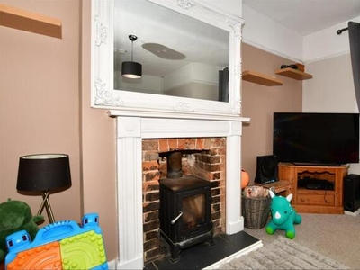 2 Bedroom Maisonette For Sale In Bognor Regis
