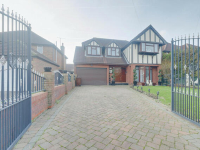 4 Bedroom Detached House For Sale In Canvey Island