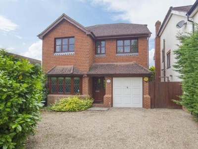 4 Bedroom Detached House For Sale In Upper Halliford Road