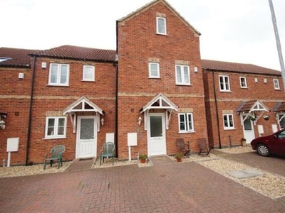 4 Bedroom End Of Terrace House For Sale In Wragby, Lincoln