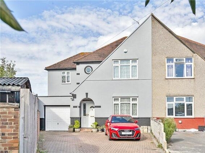4 Bedroom Semi-detached House For Sale In Hounslow
