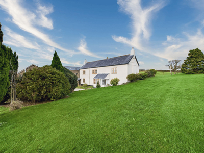 6 Bedroom Farm House For Sale In Halwell, Totnes