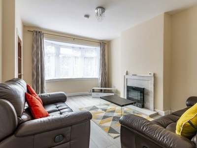 2 bedroom semi-detached house for rent in 2565L – McDonald Road, Edinburgh, EH7 4NW, EH7